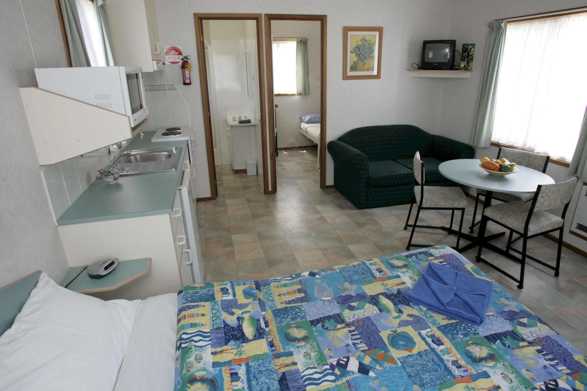 Big4 Port Fairy Holiday Park ภายนอก รูปภาพ